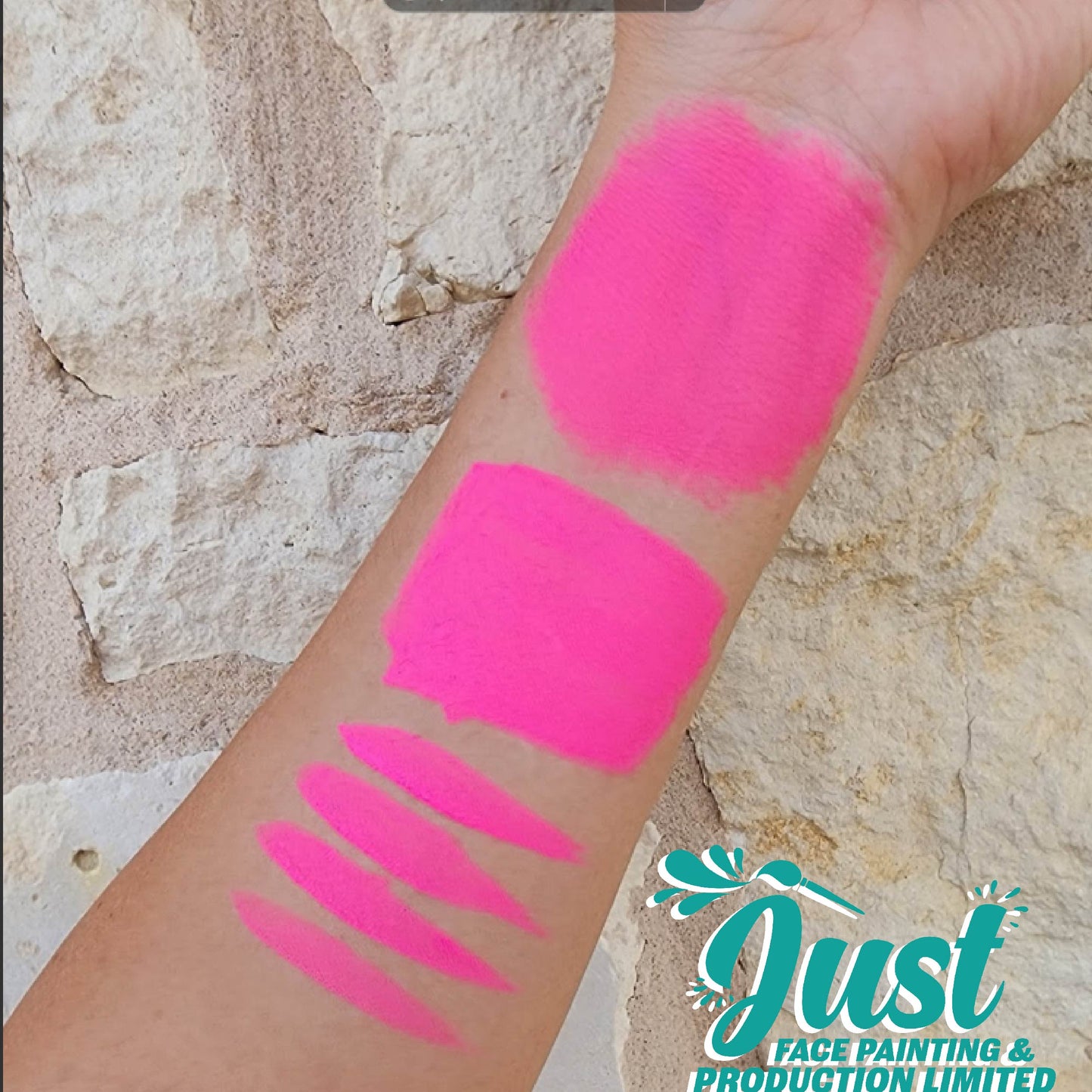 GTX Face Paint - Dolly Pink - NEON - 60 g (UV effect)