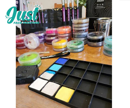 Blazin Brush - Sweet practice - Chroma Caddy Purpurate (Black in colour)